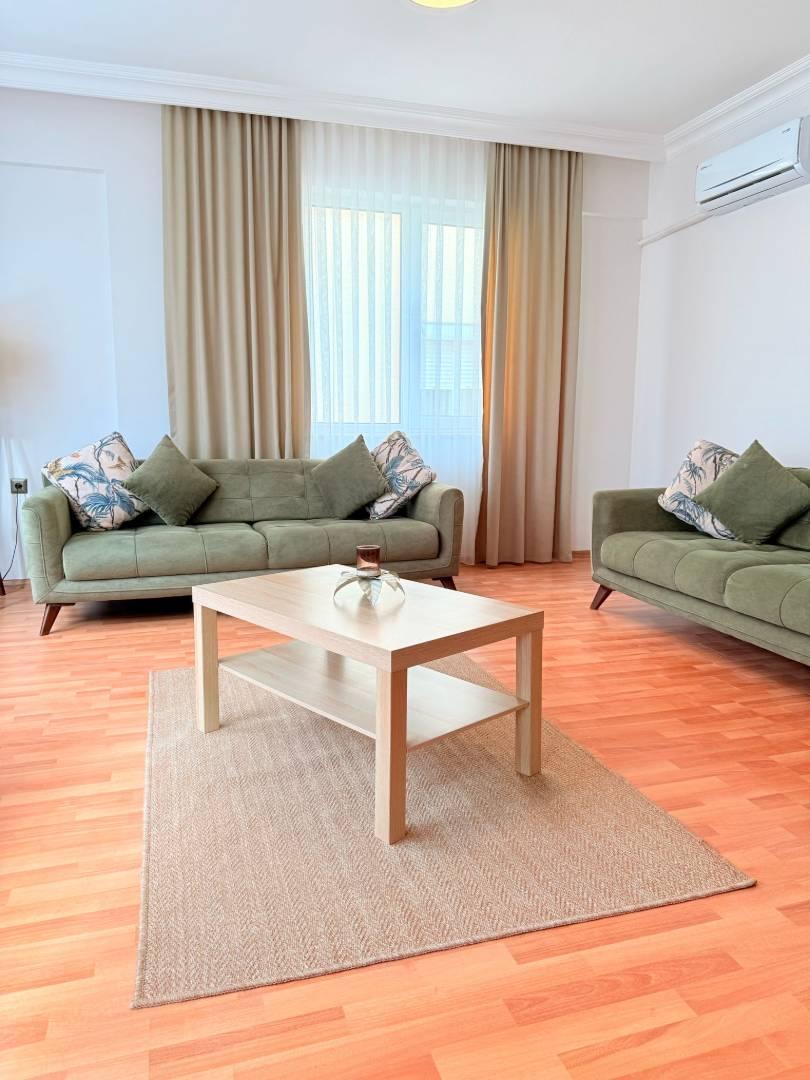 Antalya Konyaaltı'nda Sahile Yakın, Çekirdek Ailelere Uygun, Şık Suit-39243