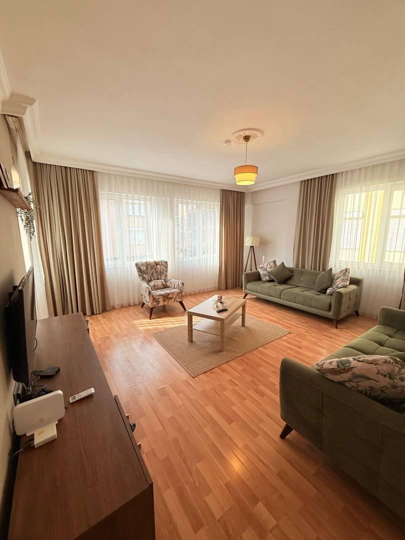 Antalya Konyaaltı'nda Sahile Yakın, Çekirdek Ailelere Uygun, Şık Suit-39243