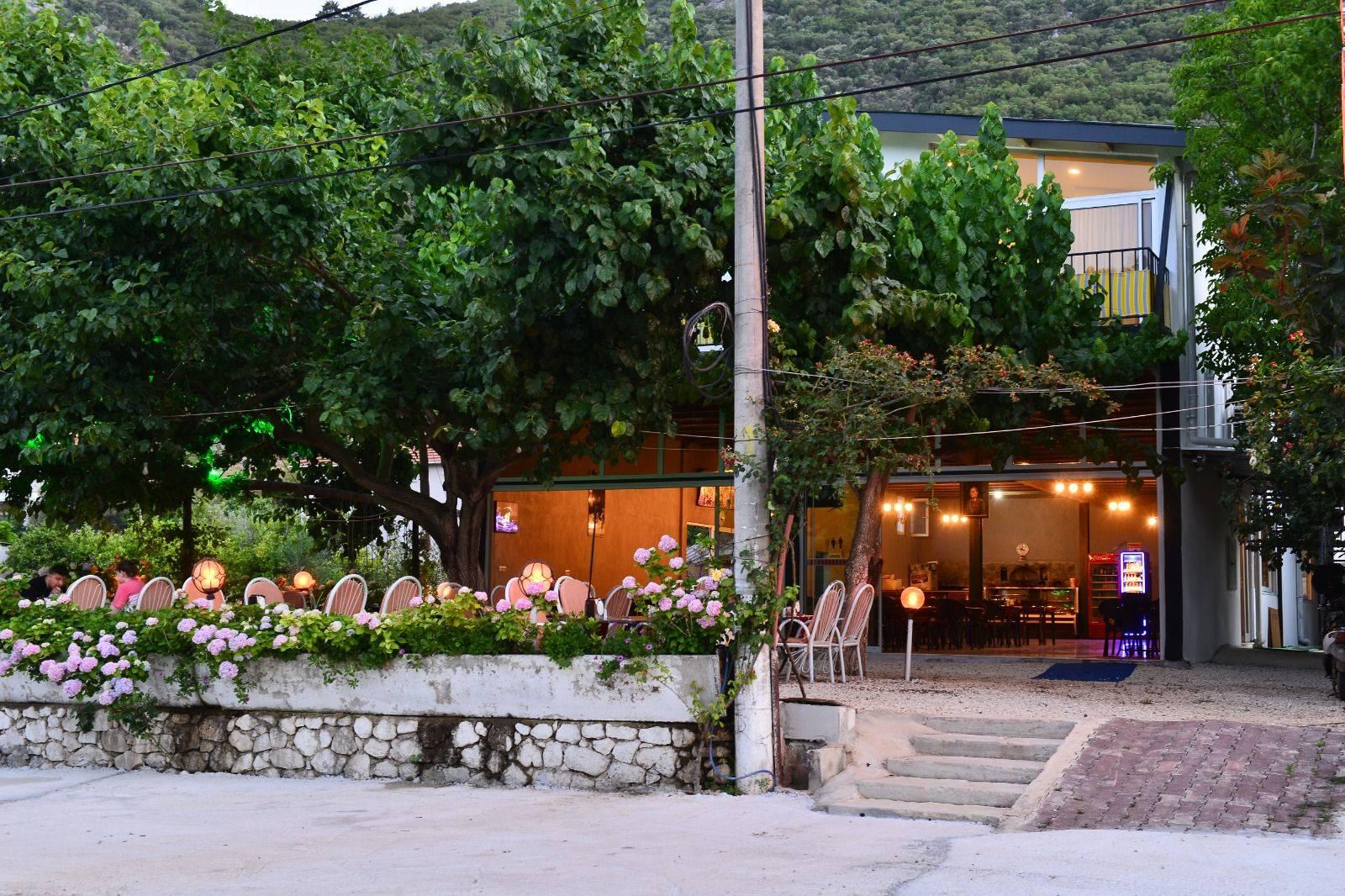 Kumluca Adrasan'da Kahvaltı Dahil, 3 Kişilik, Konforlu Oda-41609