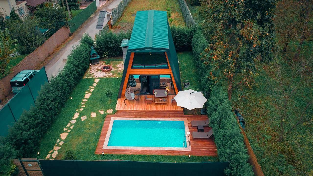 Sapanca Kurtköy'de Doğa İçerisinde, Isıtmalı Havuzlu, Kiralık Bungalov-40306