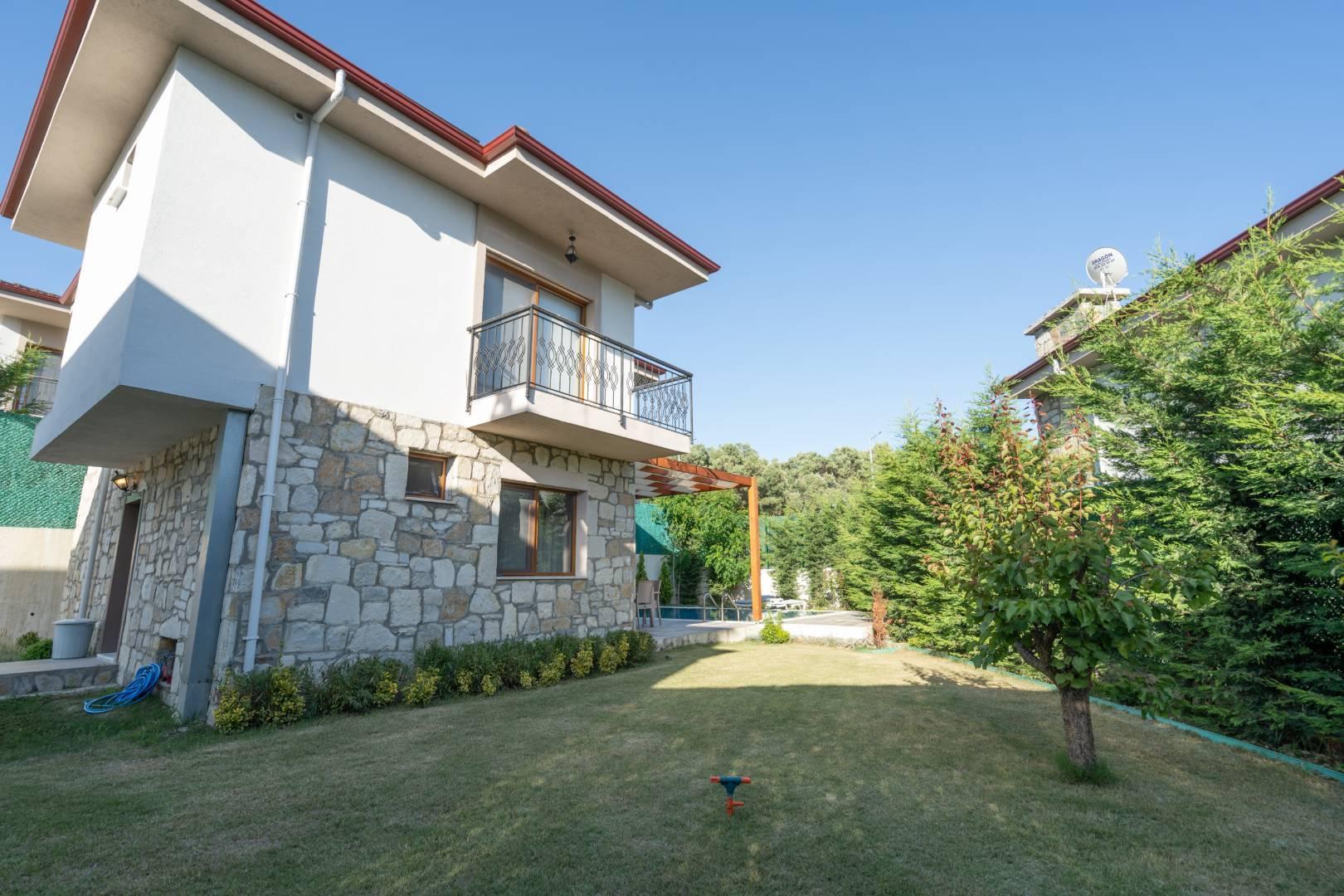 Kuşadası Caferli'de Enfes Doğada, Özel Havuzlu, İkiz Villa-42356