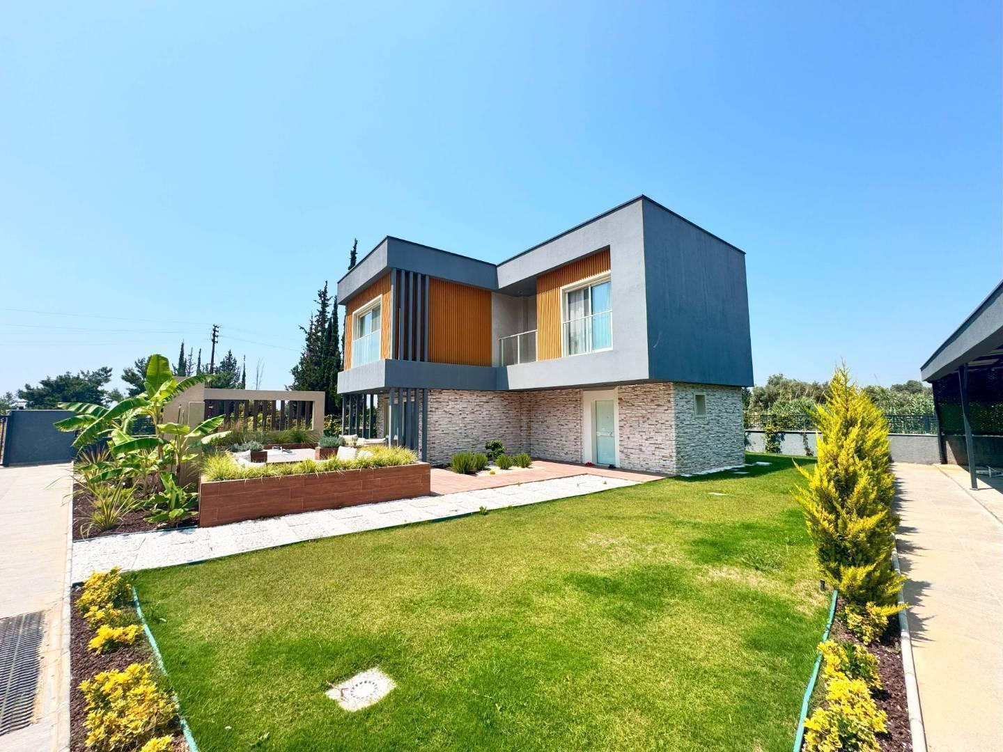 Kuşadası Davutlar'da Huzurlu Doğada, Jakuzili, Lüks Villa-42881