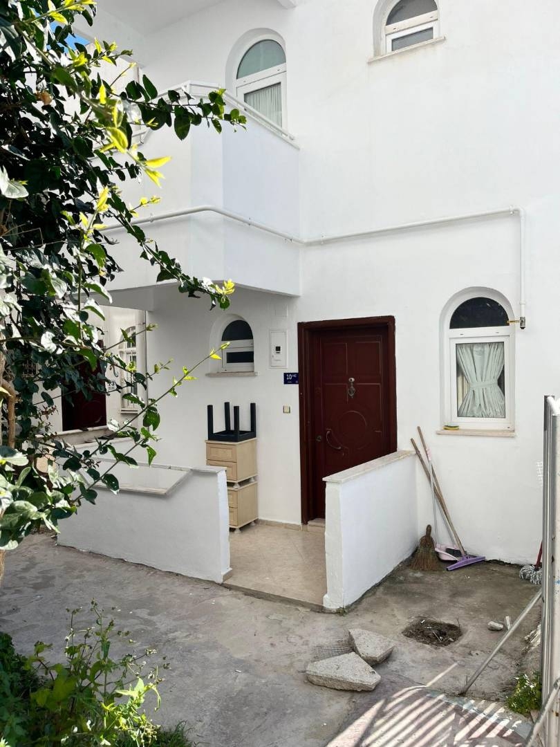 Kuşadası Kadınlar Denizi'nde Site İçerisinde, Ortak Havuzlu, 2+1 Villa