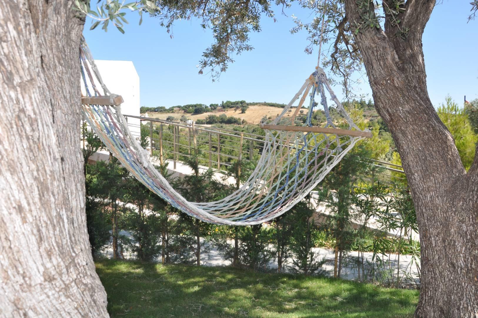 Kuşadası Soğucak'ta Eşsiz Doğa Manzaralı, Denize Yakın, Tatil Evi-22337