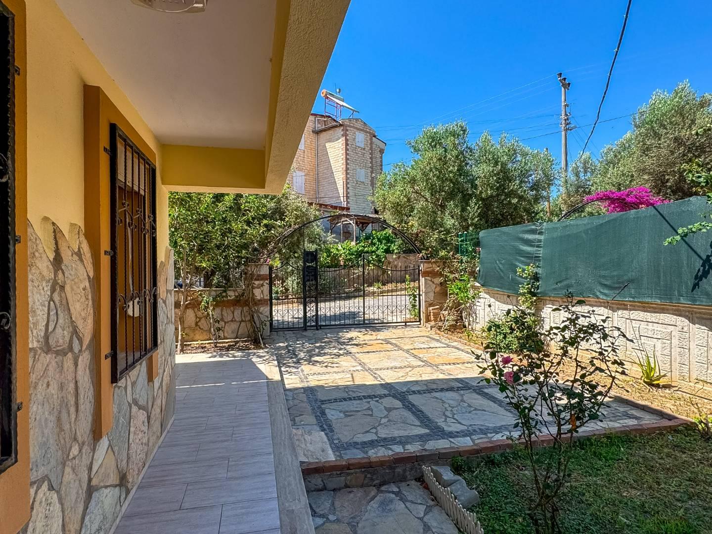 Kuşadası Soğucak'ta Geniş Ailelere Uygun, Özel Havuzlu, Ferah Villa-38004