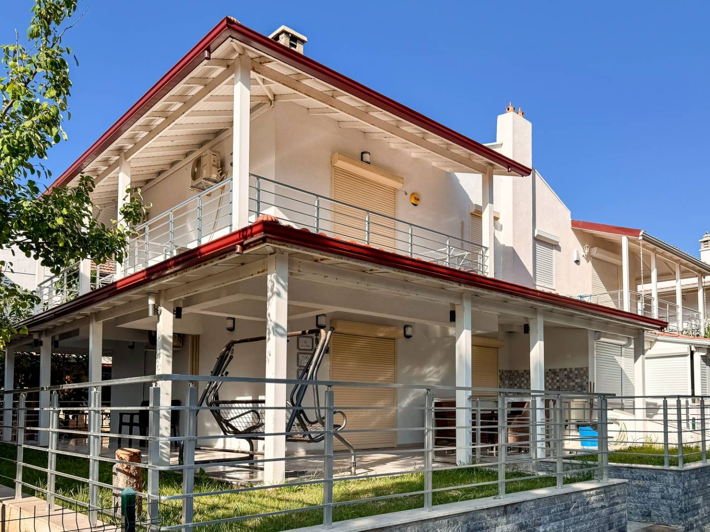 Kuşadası Yavansu'da Denize Yakın, 6 Kişilik, Konforlu Villa