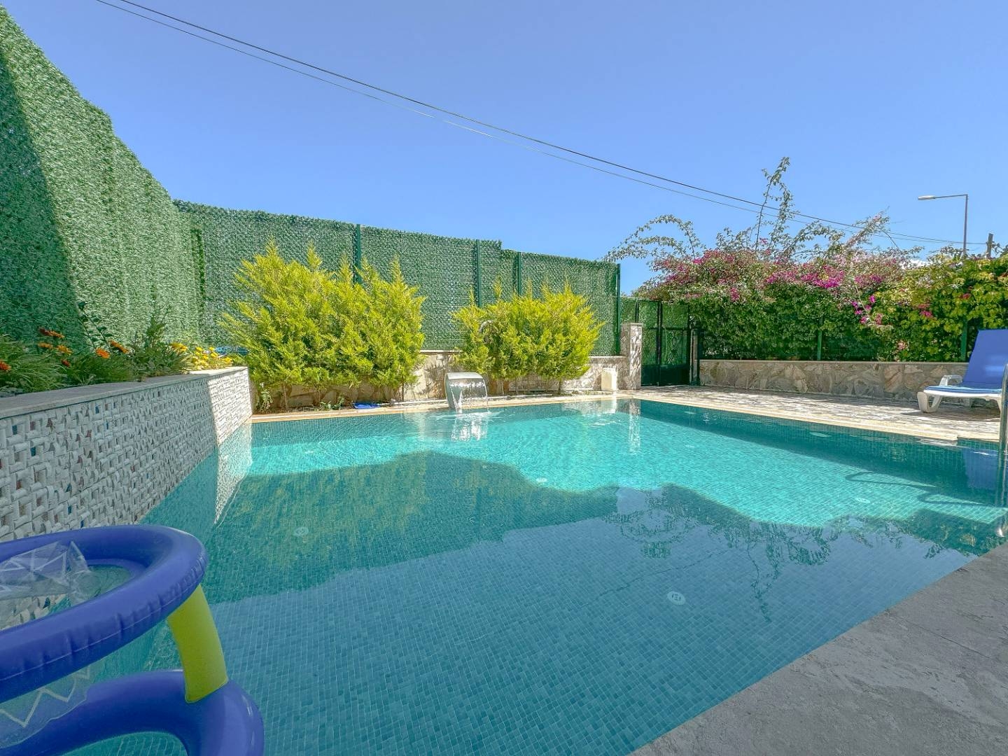 Aydın Kuşadası'nda Geniş Ailelere Uygun, Özel Havuzlu, Lüks Villa