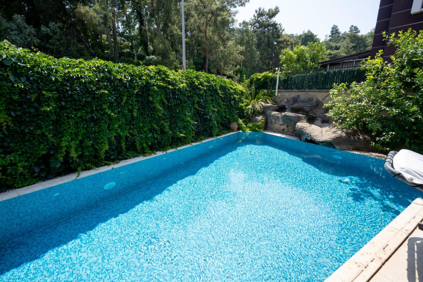 Marmaris Armutalan'da Merkezi Konumda, Özel Havuzlu, 3+1 Villa-43736