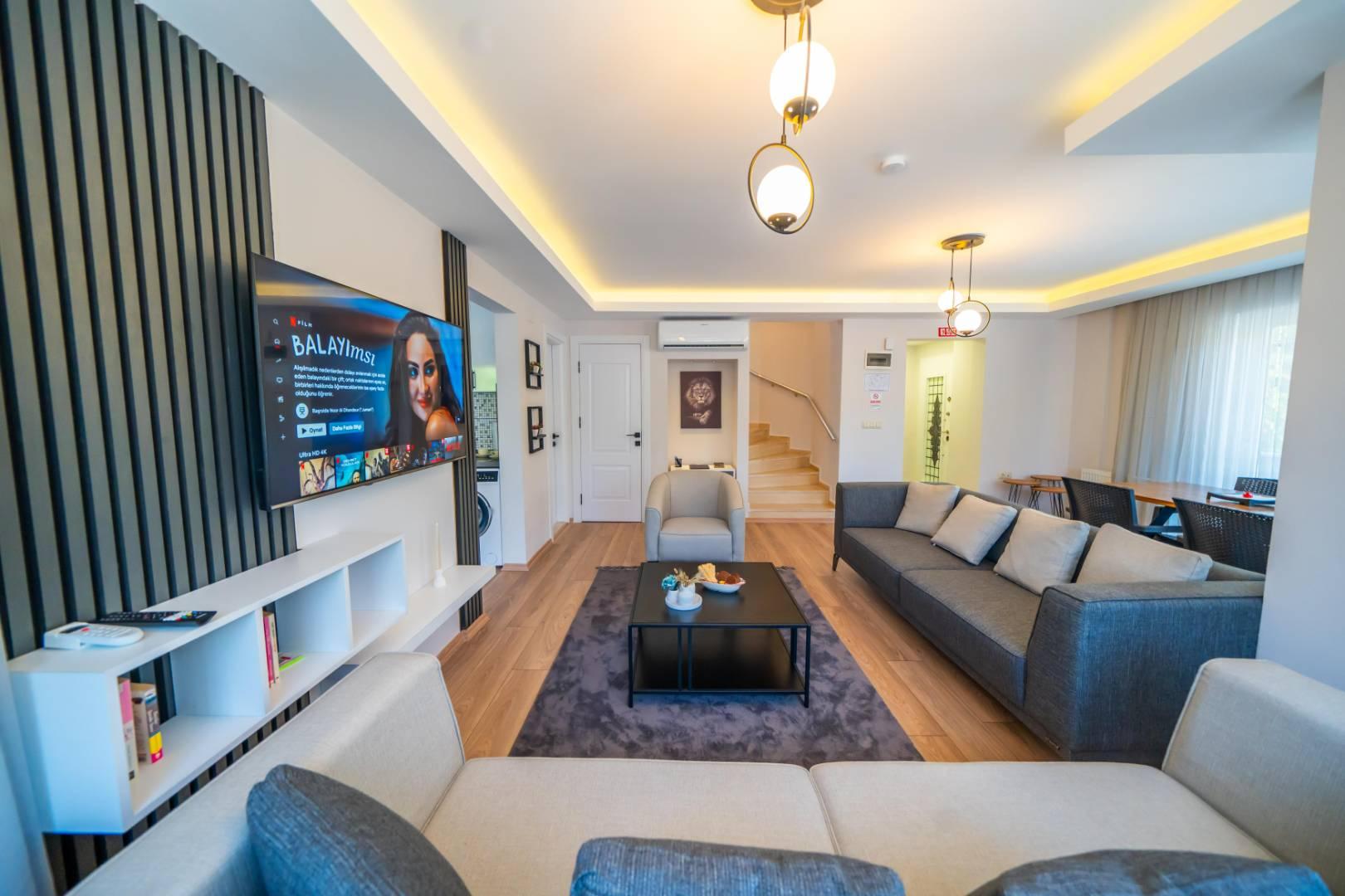 Marmaris Camiavlu'da Geniş Ailelere Uygun, Özel Havuzlu, Şık Villa-43743