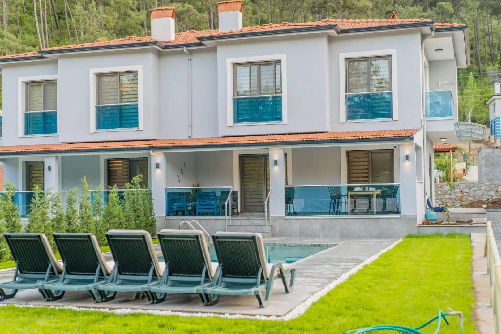 Marmaris Çamlı'da Doğa İle İç İçe, Özel Havuzlu, İkiz Villa-43750