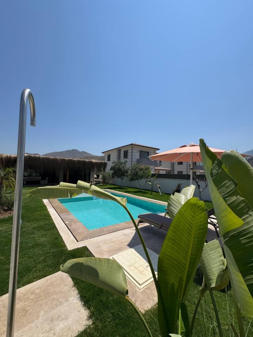 Marmaris Hisarönü'nde Denize Sıfır, Özel Havuzlu, Konforlu Villa-42850