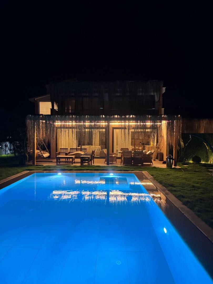 Marmaris Hisarönü'nde Denize Yakın Konumda, Özel Havuzlu, Şık Villa