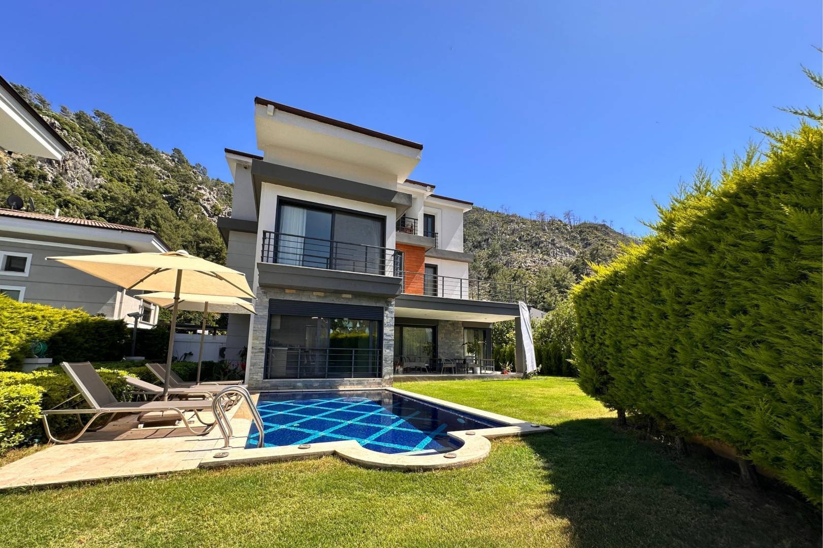 Muğla Marmaris'te Denize Yakın, Özel Havuzlu, Lüks Villa