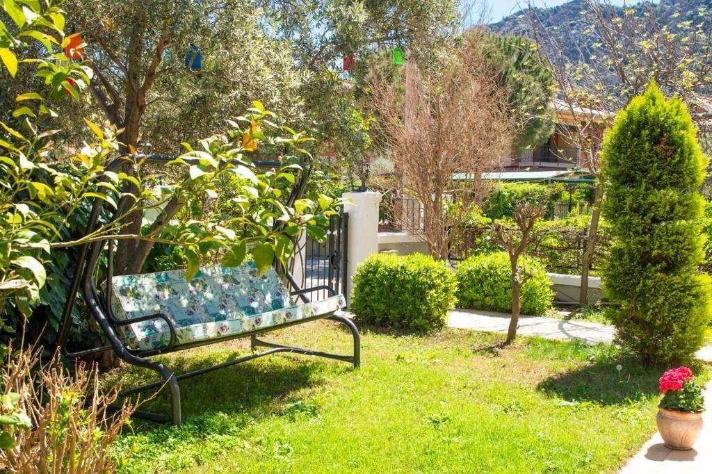 Muğla Marmaris'te Geniş Bahçeli, Özel Havuzlu, Konforlu Villa-41944