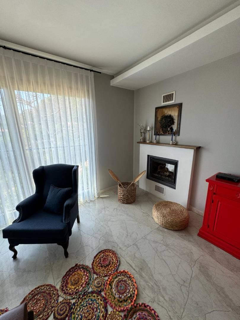 Marmaris Karşıyaka'da Orman Manzaralı, Modern Tasarımlı, İkiz Villa-43452