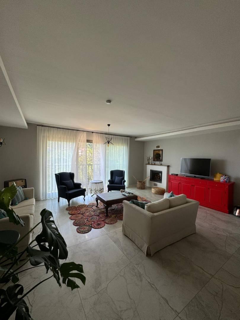 Marmaris Karşıyaka'da Orman Manzaralı, Modern Tasarımlı, İkiz Villa-43452