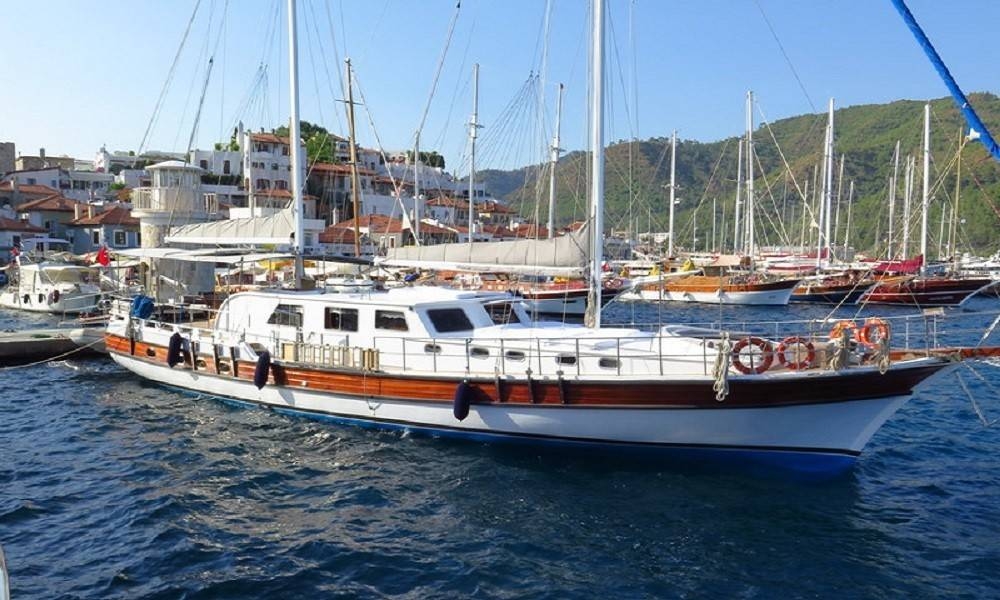 Marmaris Koylarında 5 Kabinli, Klimalı, Ekonomik Kiralık Tekne