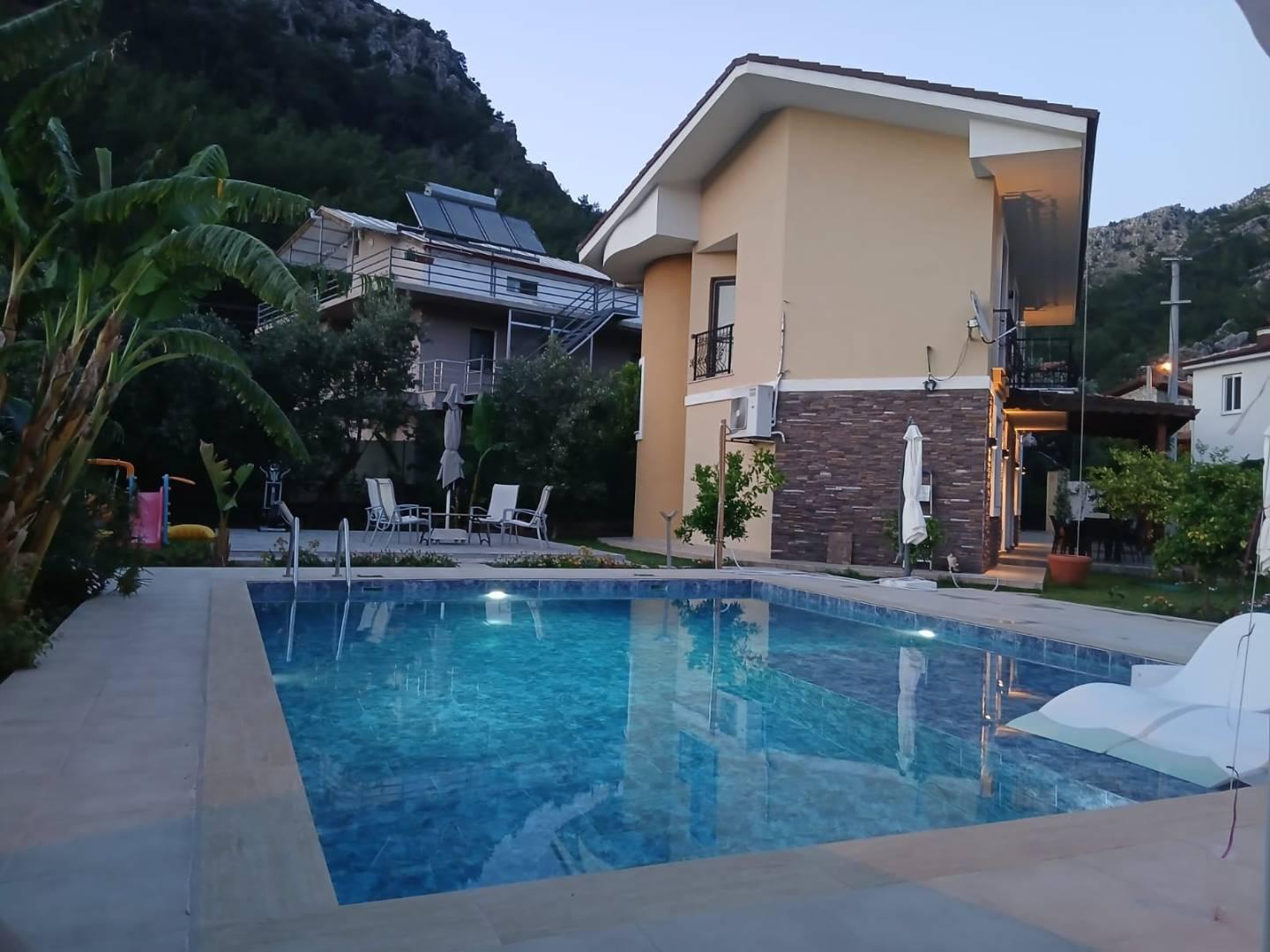 Marmaris Orhaniye'de Kuş Sesleri Eşliğinde, Huzurlu Villa-17707