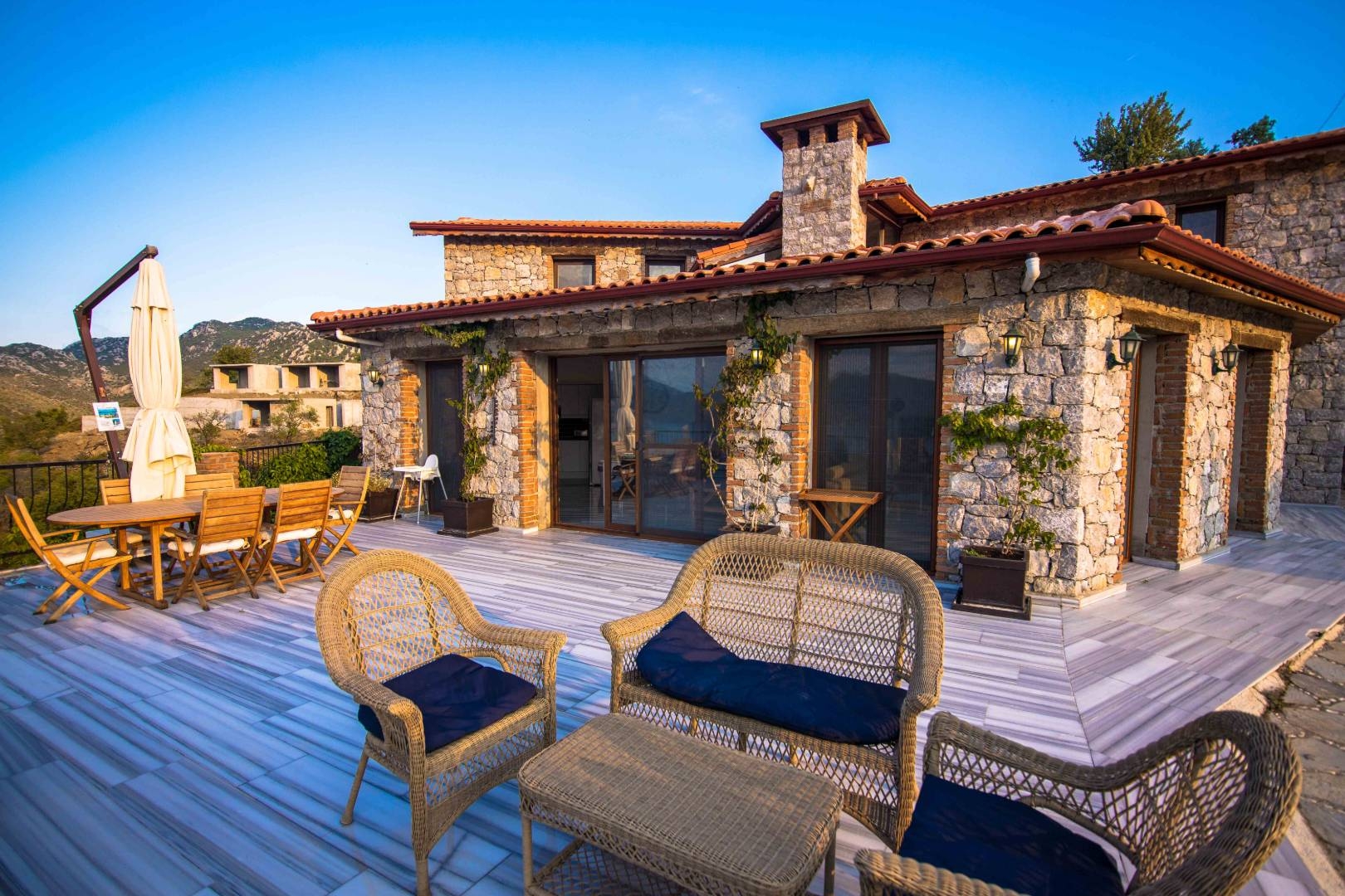 Marmaris Selimiye'de Geniş Alanlara Sahip, Özel Havuzlu, Modern Villa