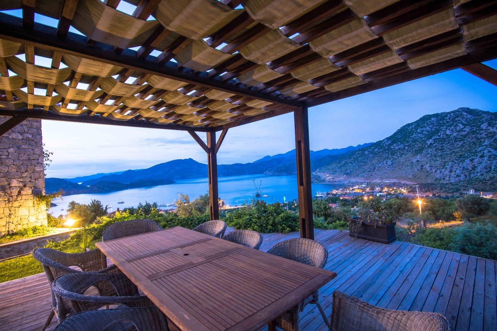 Marmaris Selimiye'de Geniş Alanlara Sahip, Özel Havuzlu, Modern Villa-43764