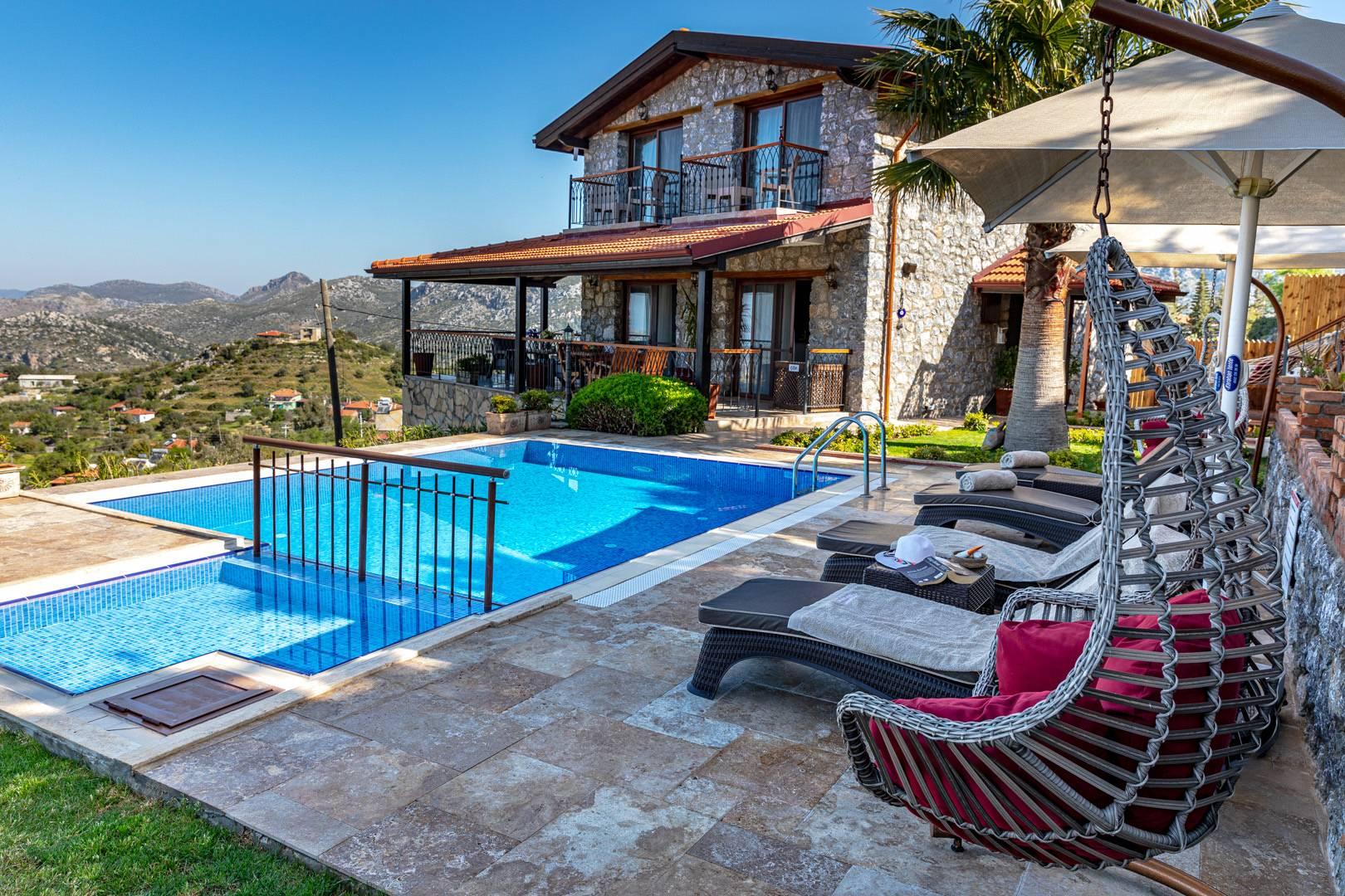 Marmaris Söğüt'de Enfes Deniz Manzaralı, Özel Havuzlu, Lüks Villa-43746