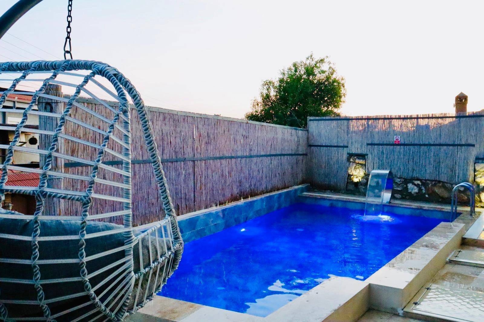 Marmaris Söğüt'te Deniz ve Doğa Manzaralı, Özel Havuzlu, 2+1 Villa
