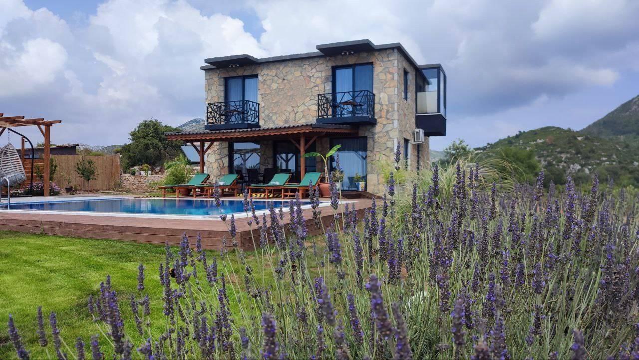 Marmaris Söğüt'te Enfes Deniz Manzaralı, Özel Havuzlu, Otantik Villa-34329