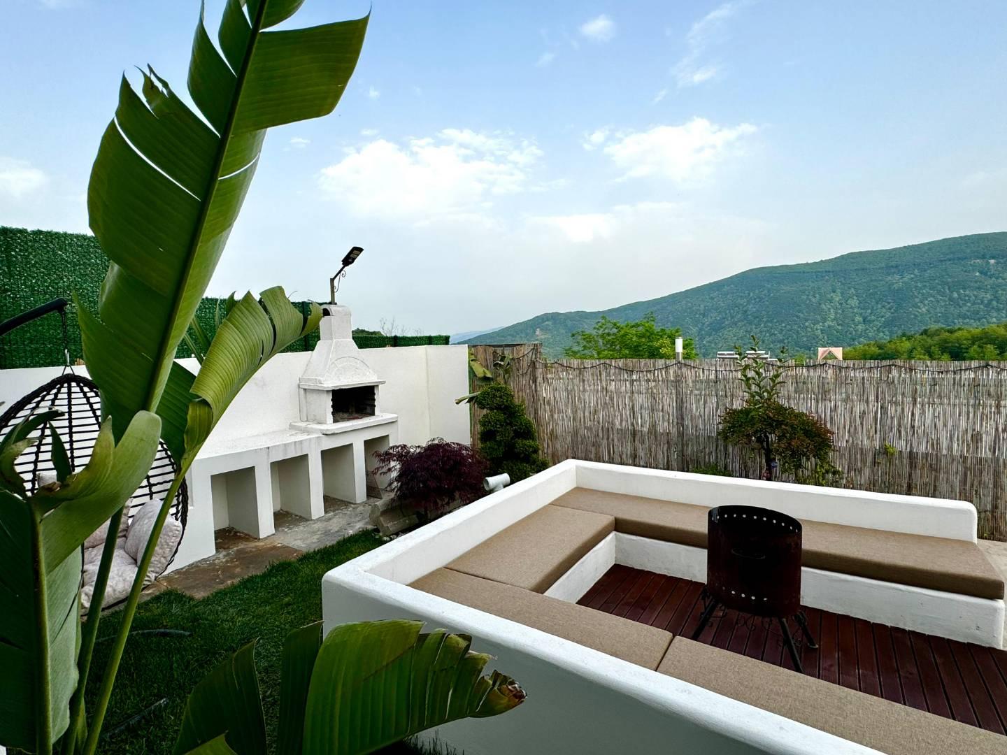 Sapanca Memnuniye'de Muhteşem Bahçeli, Özel Havuzlu, Şık Villa-39614