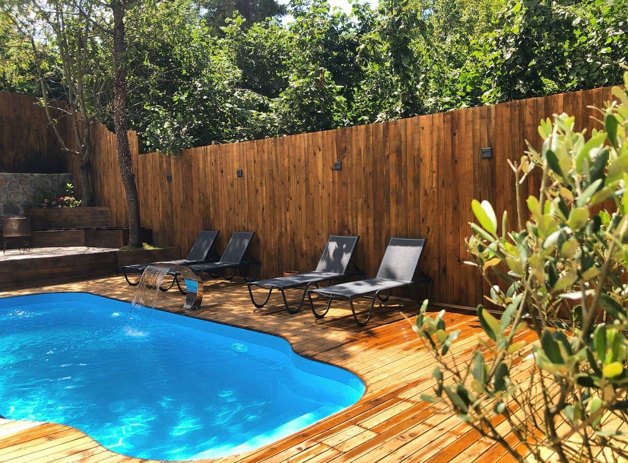 Sapanca Memnuniye'de Özel Havuzlu, Şömineli Villa