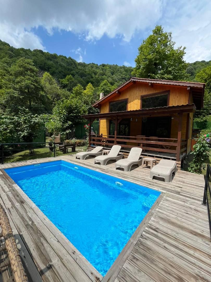 Memnuniye'de Muhteşem Doğa İçerisinde, Isıtmalı Havuzlu, Şık Bungalov-40726