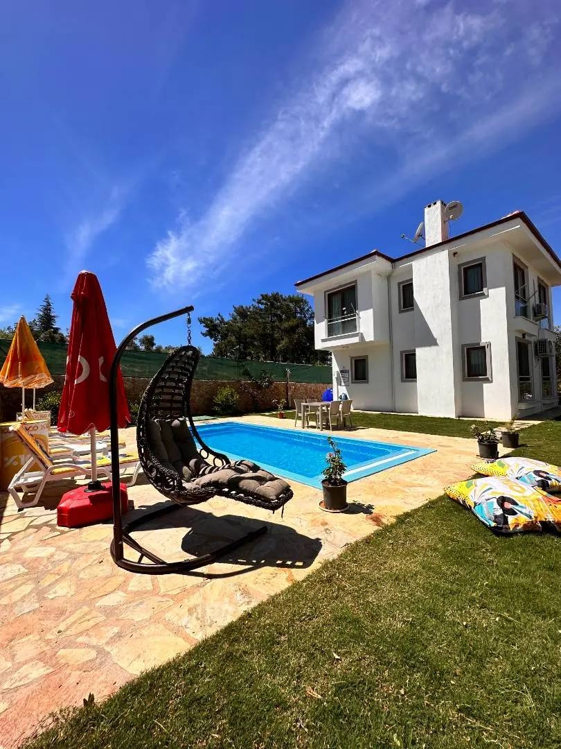Muğla Menteşe'de Muhteşem Doğada, Özel Havuzlu, Konforlu Villa