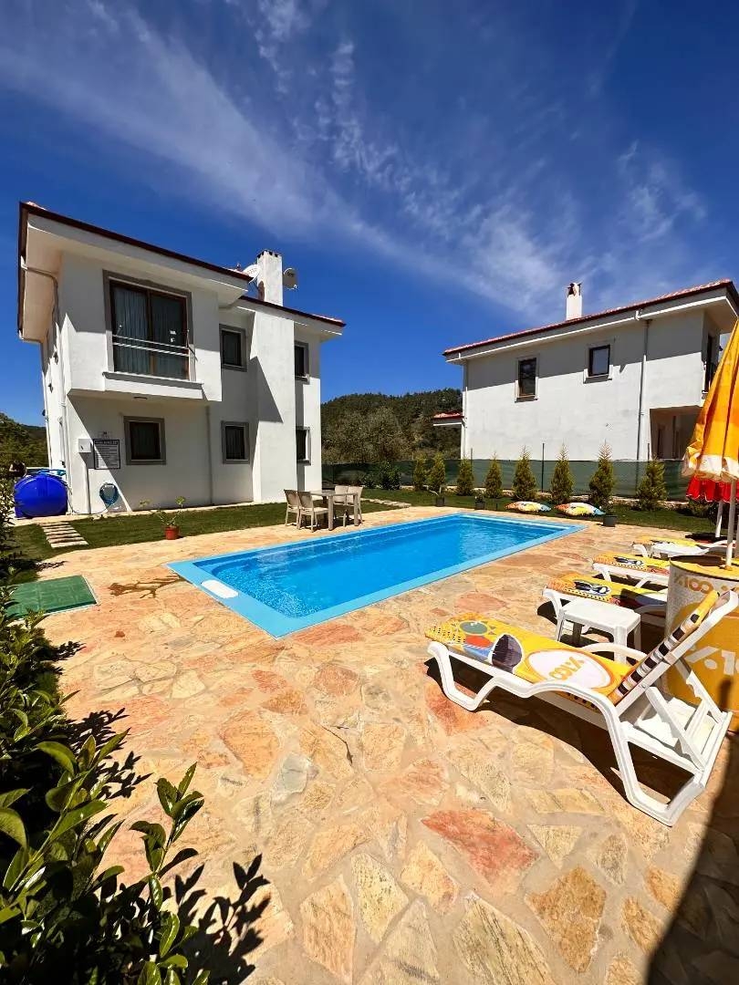 Muğla Menteşe'de Muhteşem Doğada, Özel Havuzlu, Konforlu Villa