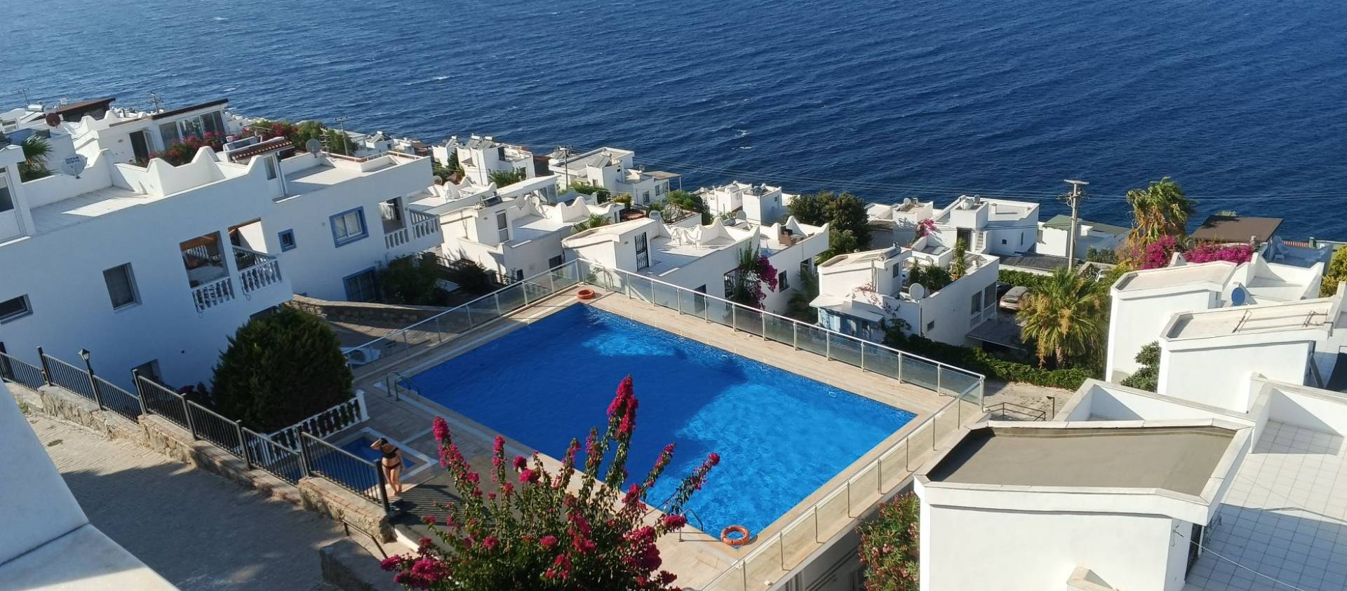 Muğla Bodrum'da Panoramik Deniz Manzaralı, 4 Kişilik, Modern Villa