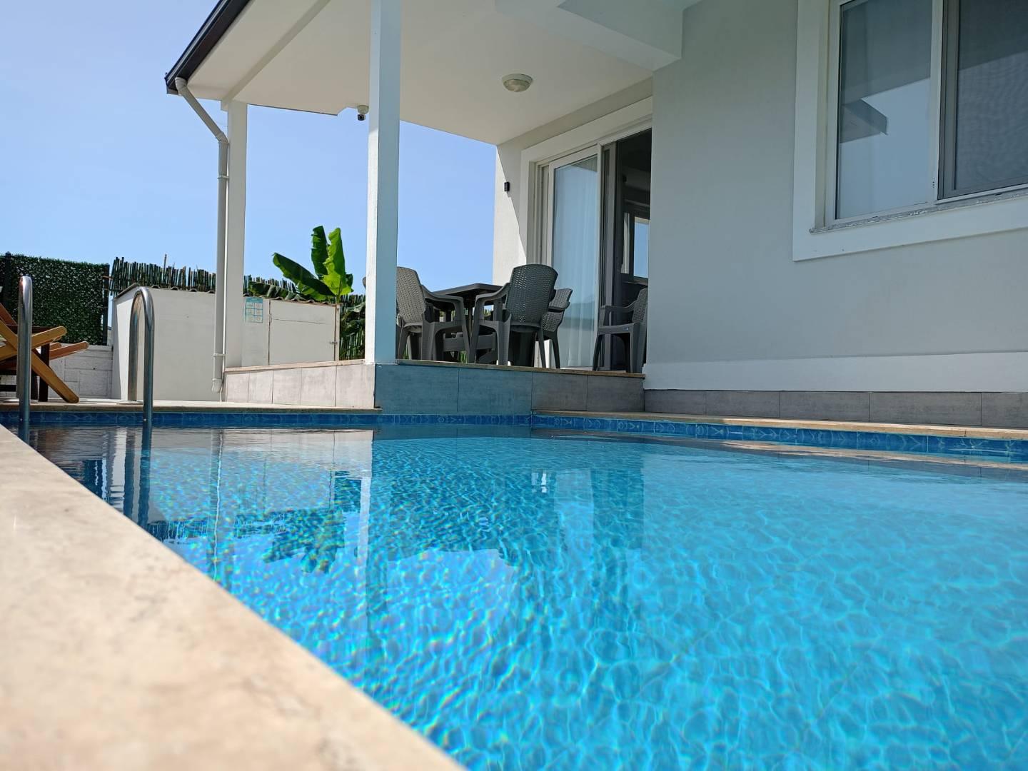 Muğla Dalaman'da Geniş Alanlara Sahip, Özel Havuzlu, Lüks Villa-43740
