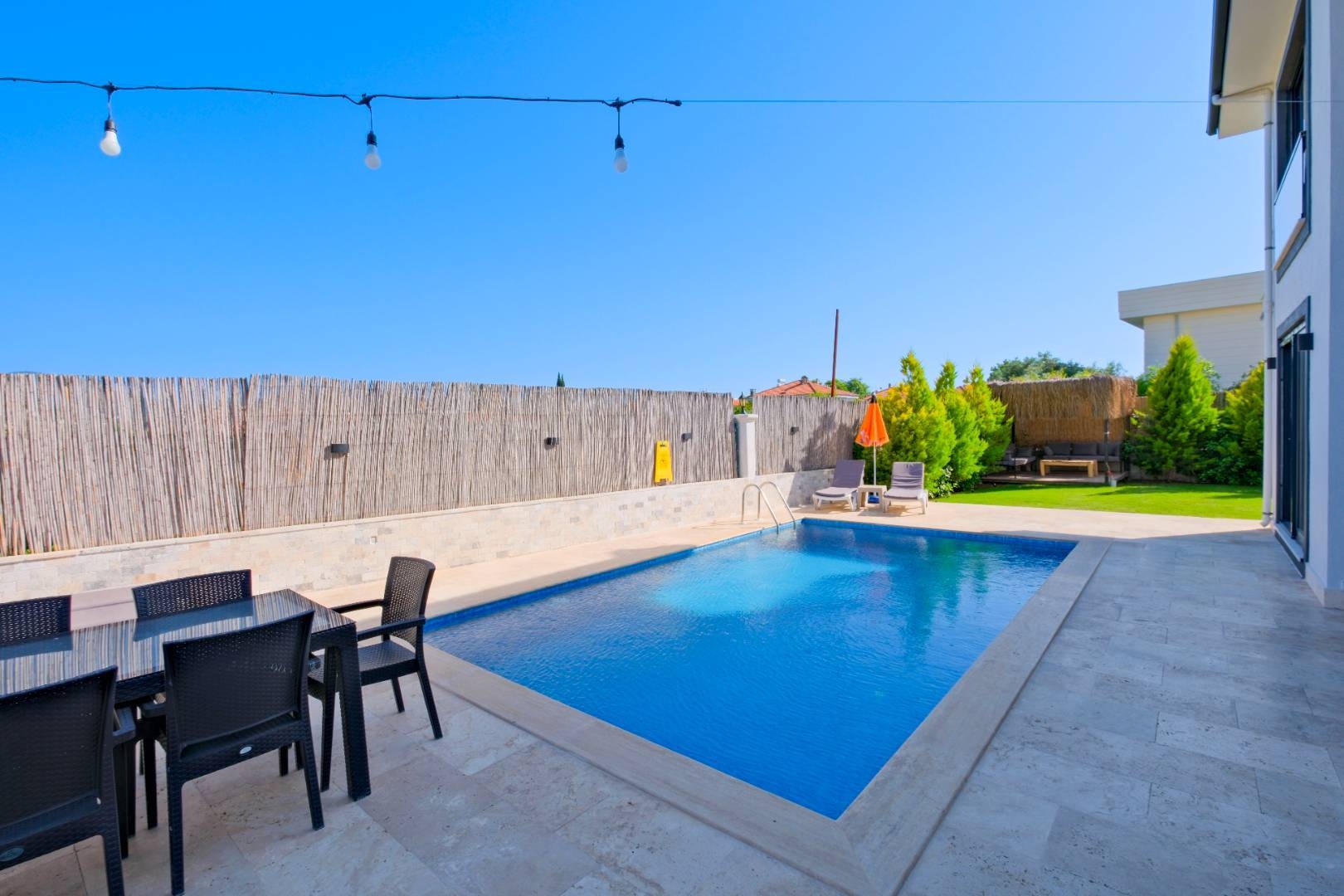 Muğla Dalaman'da Doğa Manzaralı, Özel Havuzlu, Modern Villa