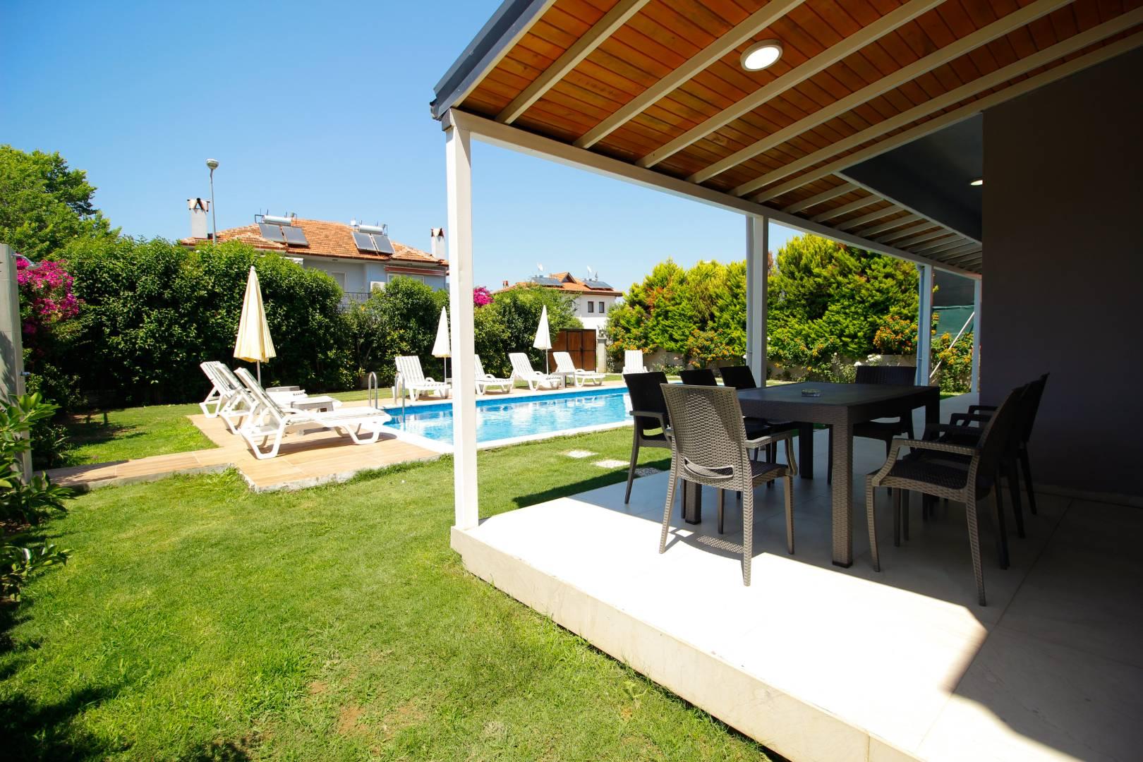 Ortaca Dalyan'da Geniş Ailelere Uygun, Özel Havuzlu, Bahçeli Villa-43238