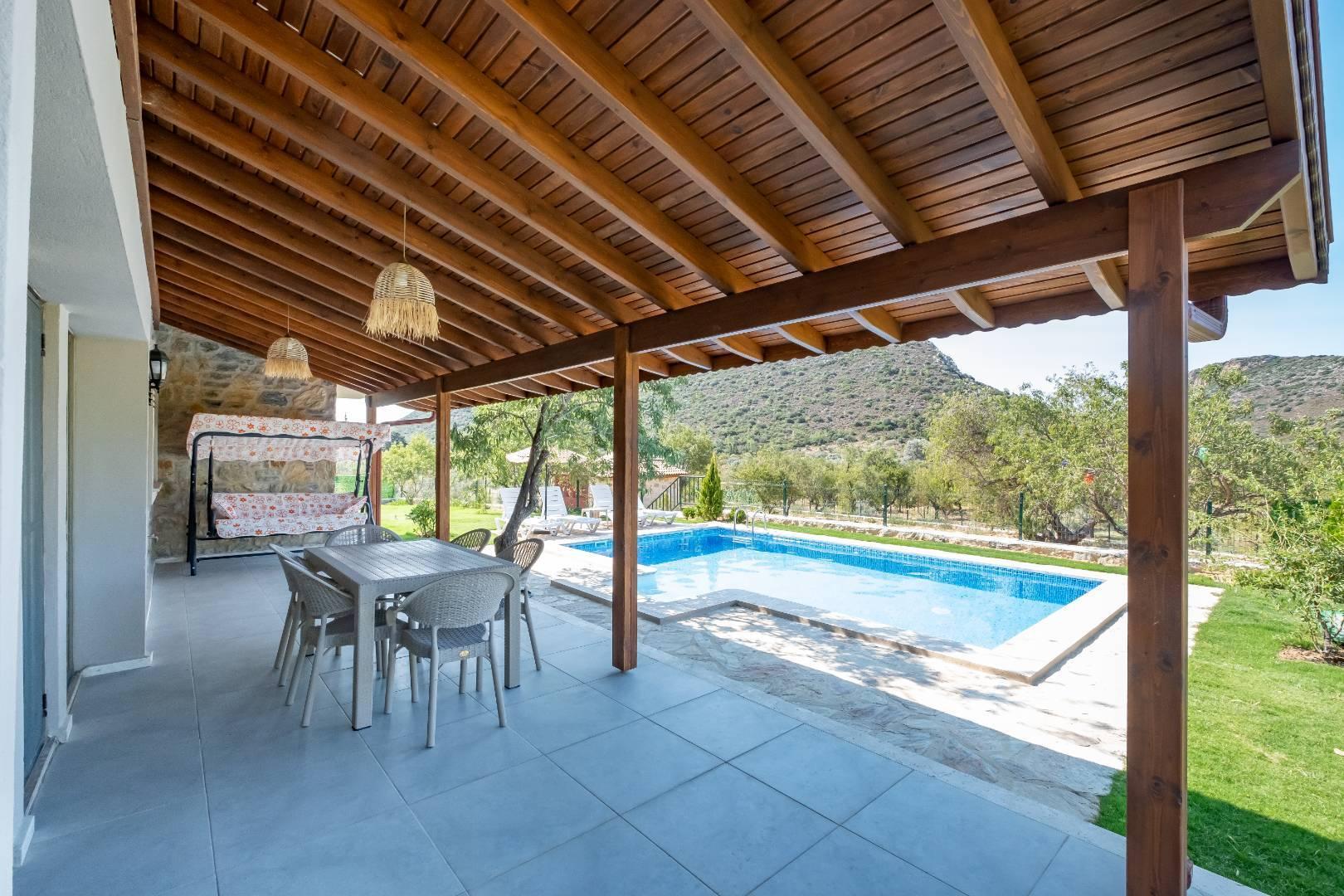 Muğla Datça'da Kalabalık Aileler İçin Uygun, Özel Havuzlu, Şık Villa-34556