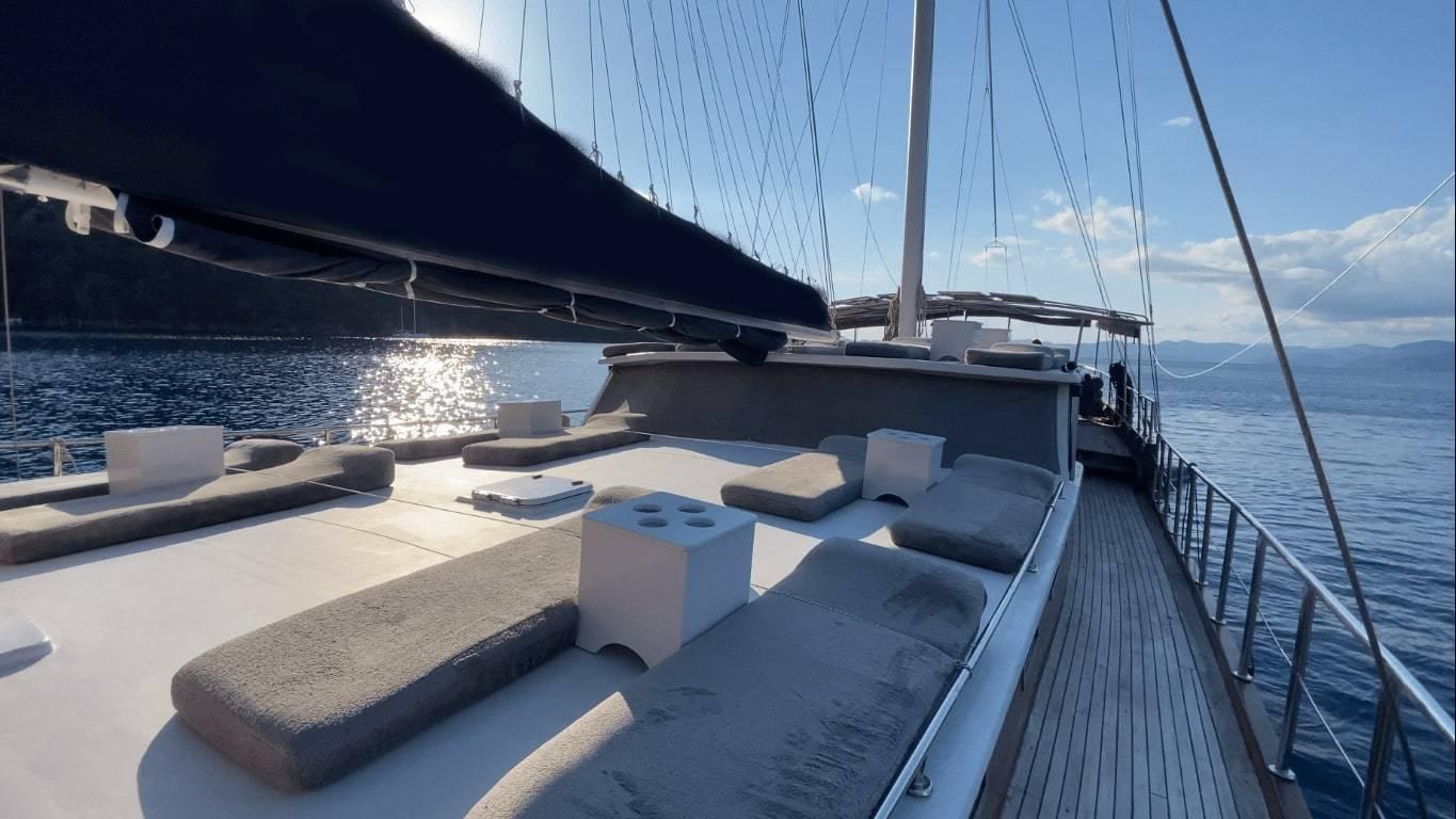Muğla Fethiye Çıkışlı, 6 Kabinli, 12 Kişilik Kiralık Gulet-25462