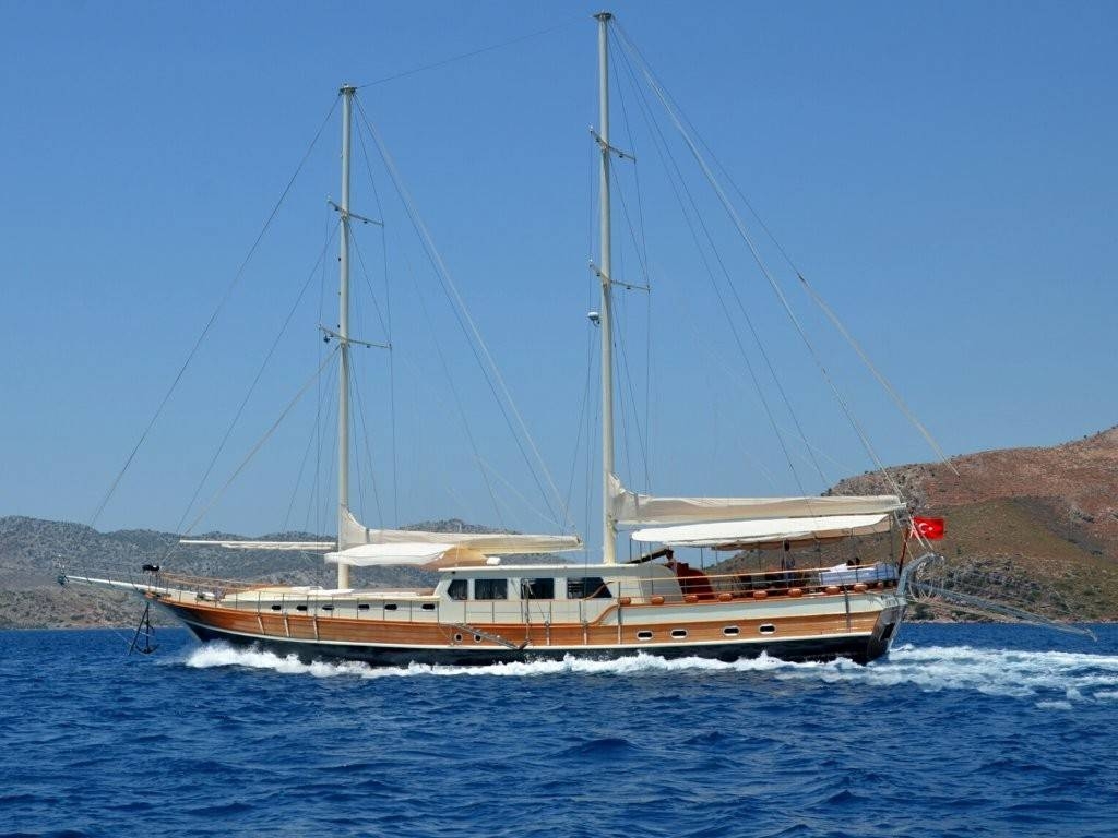 Muğla Fethiye'de 16 Kişilik, Geniş Gruplara Uygun, Konforlu Gulet