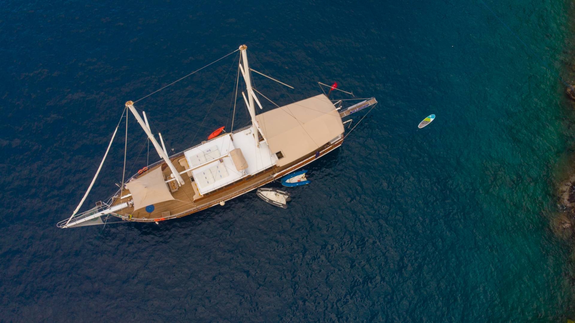 Muğla Fethiye'de Akdeniz ve Ege'nin Eşsiz Koylarında, Lüks Gulet