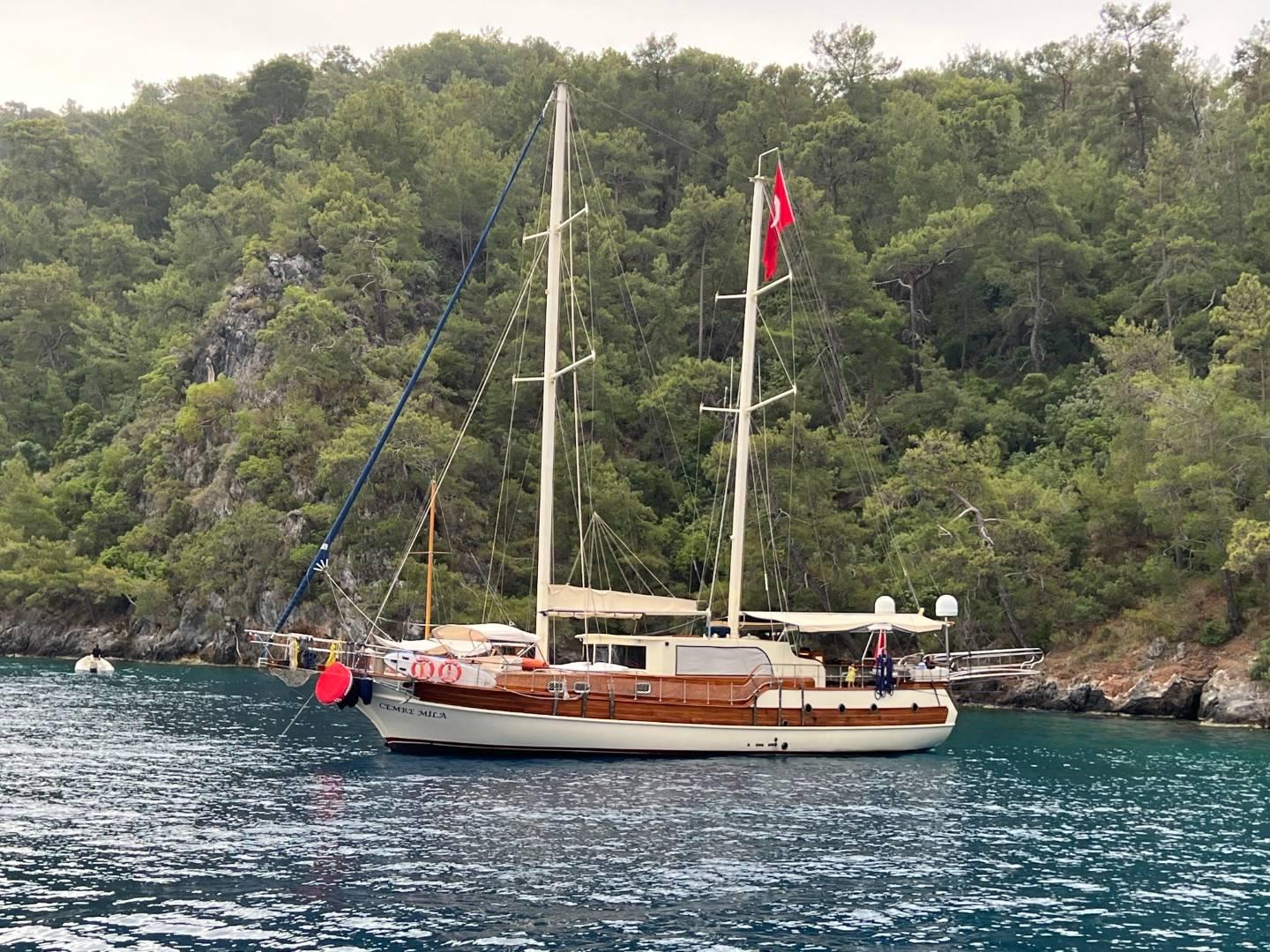 Muğla Fethiye'de Eşsiz Tasarımlı, 8 Kişilik, 4 Kabinli, Kiralık Gulet-25463