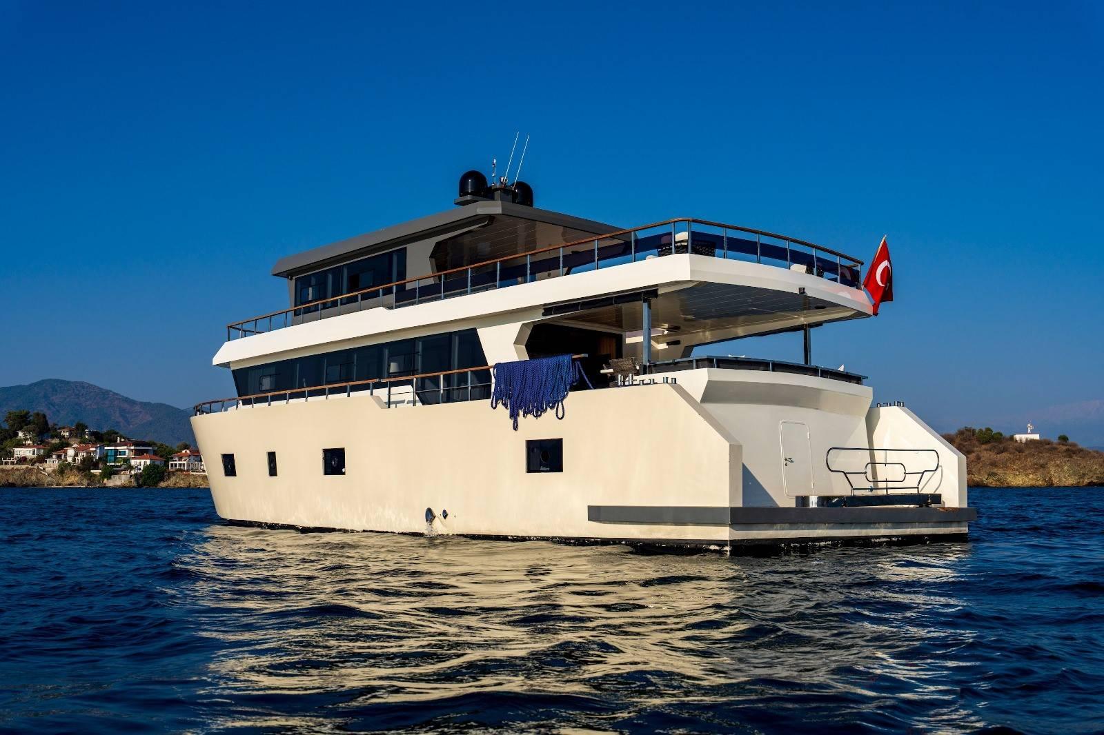 Muğla Fethiye'de Masmavi Sularda, 6 Kabinli, 12 Kişilik Motoryat-41267