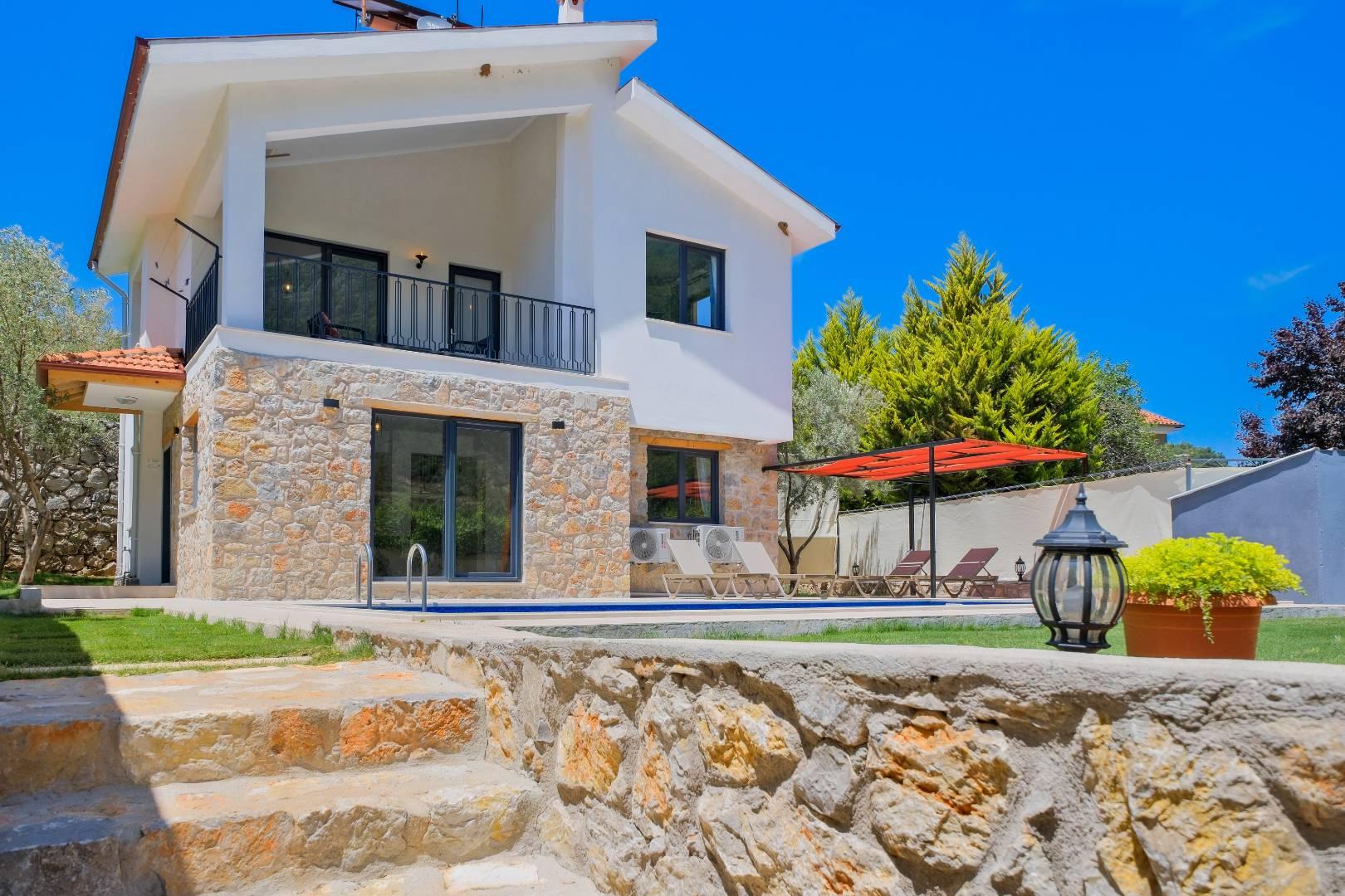 Fethiye'de Yeşillikler İle Dolu Doğada, Özel Havuzlu, Konforlu Villa-36435