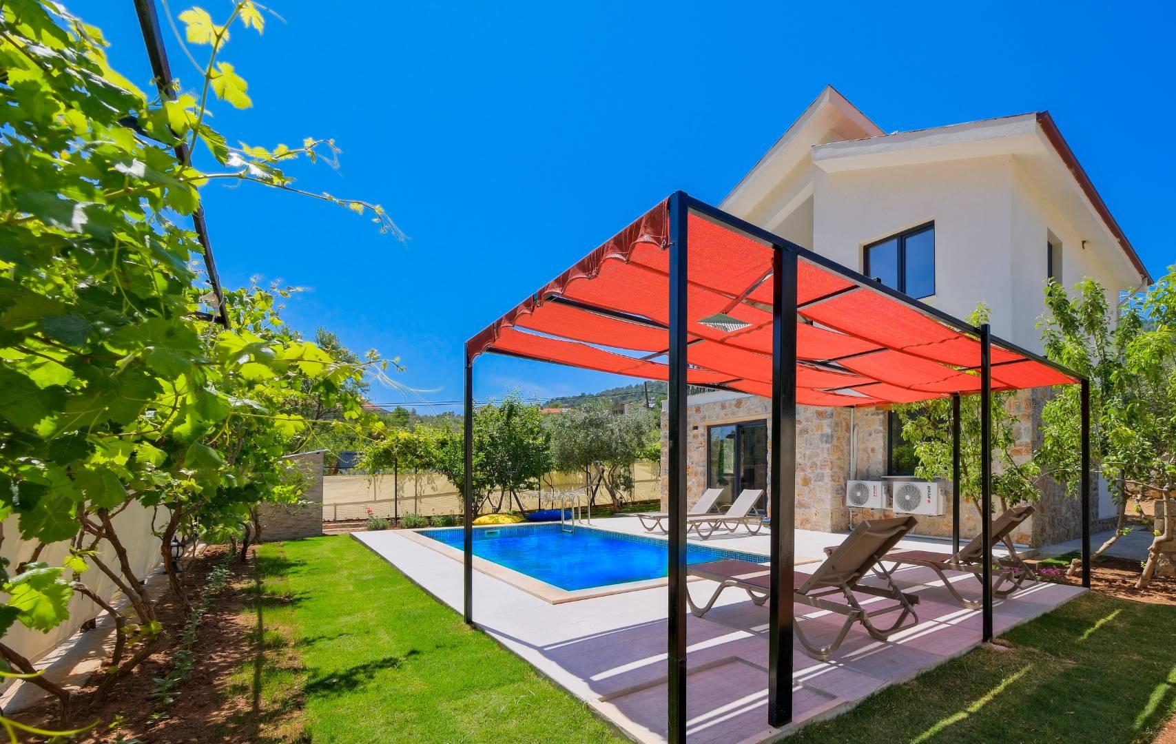 Fethiye Kızılbel'de Huzurlu Doğada, Özel Havuzlu, Modern Villa-38217