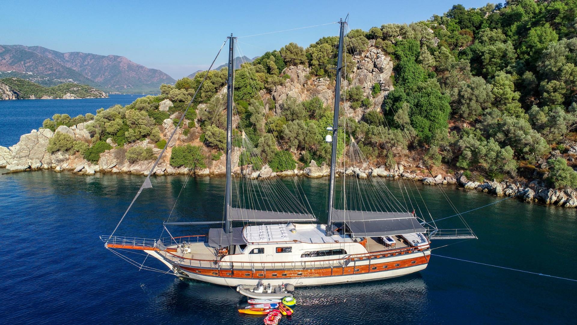 Muğla Marmaris'in Masmavi Sularında, 5 Kabinli, Lüks Gulet