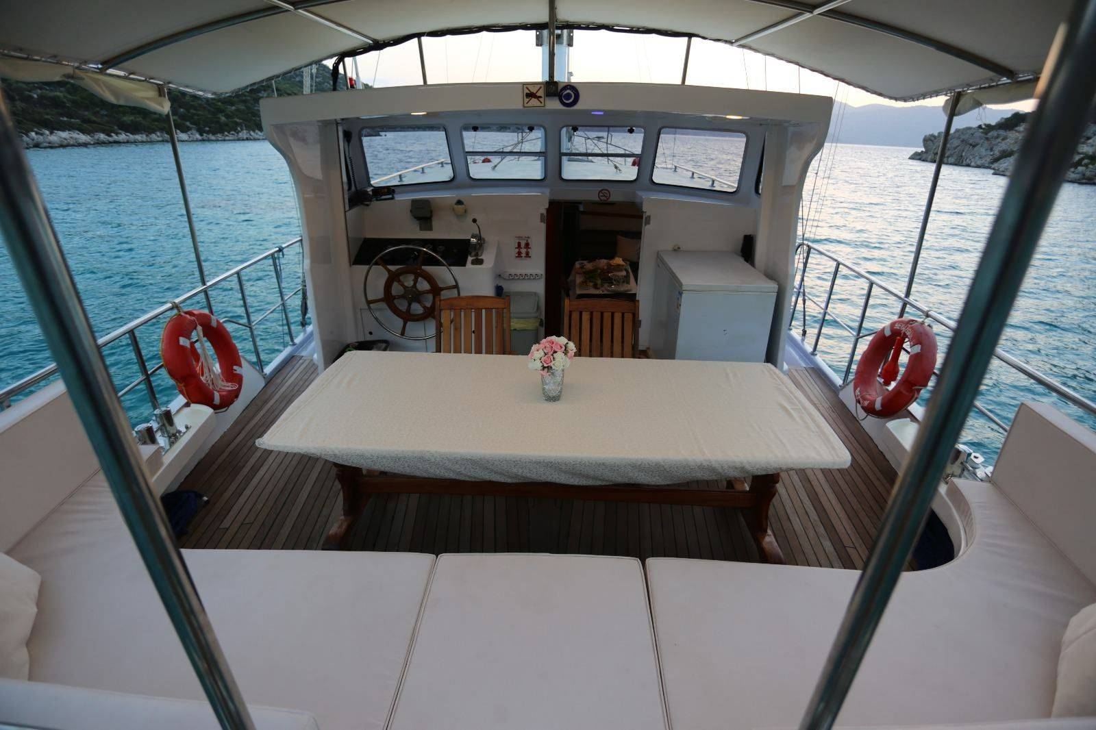 Muğla Marmaris'te Masmavi Sularda, 4 Kamaralı, Konforlu Gulet