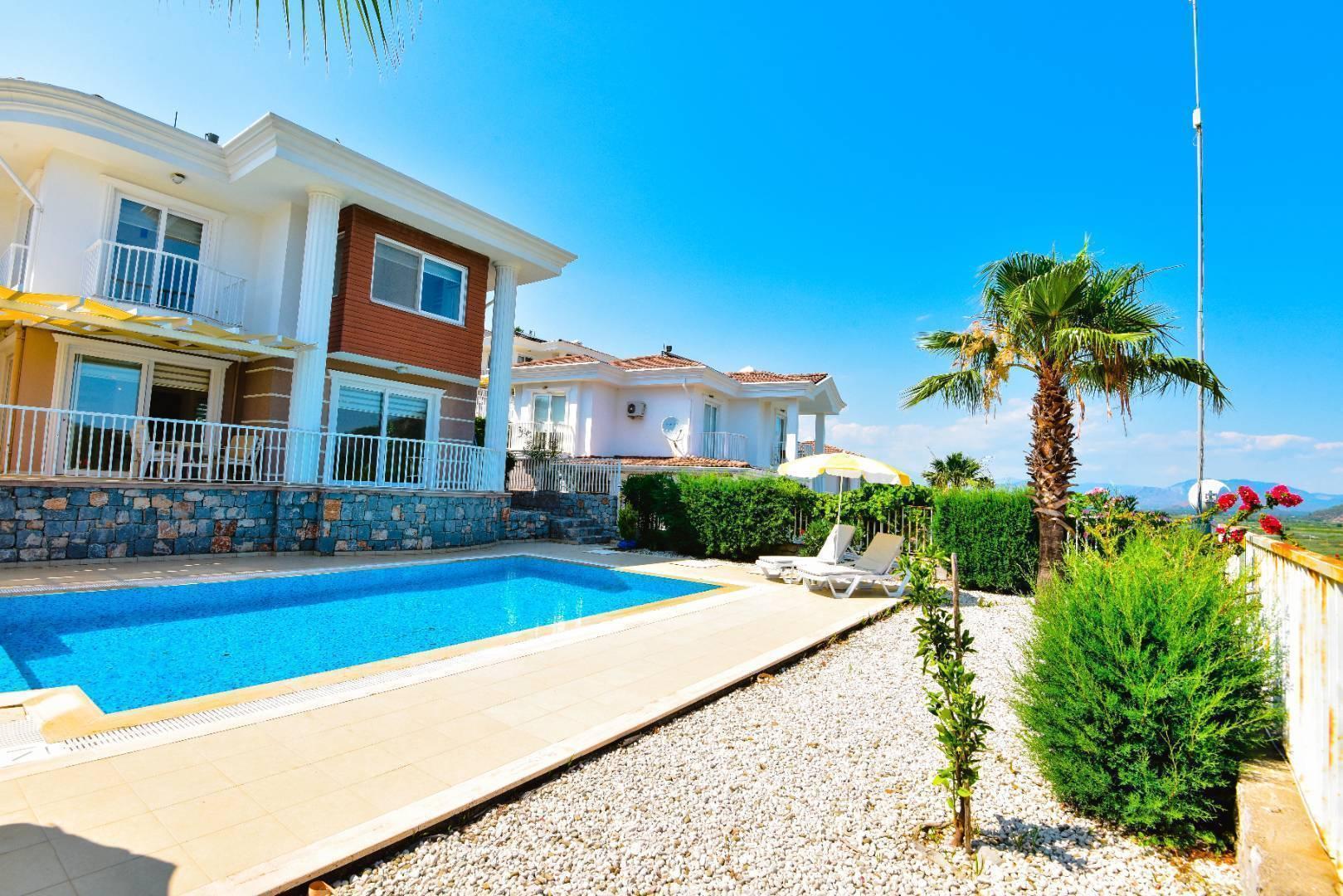 Muğla Ortaca'da Muhteşem Doğa İle İç İçe, Modern Tasarımlı, Şık Villa-38642