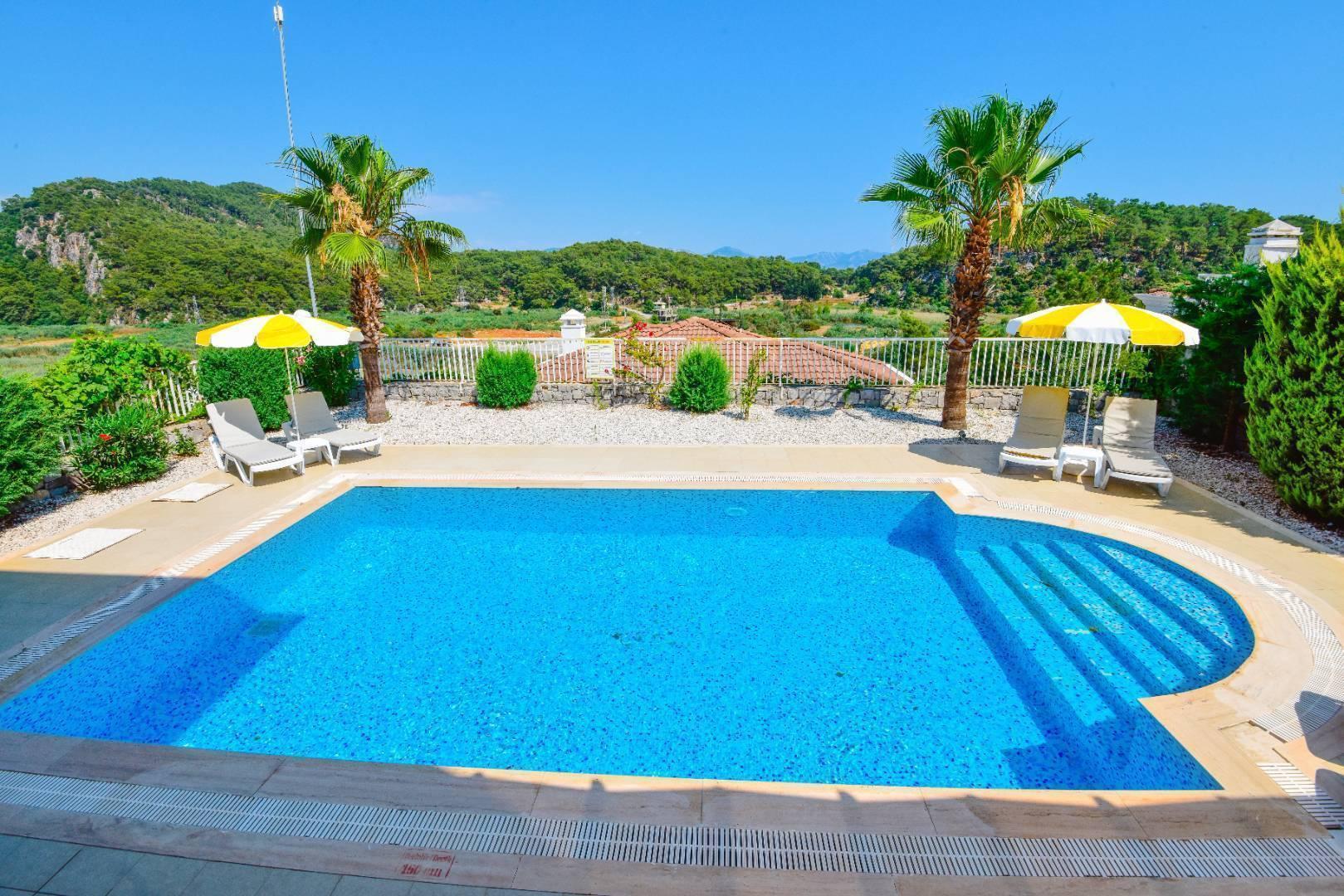 Muğla Ortaca'da Muhteşem Doğa İle İç İçe, Modern Tasarımlı, Şık Villa-38642