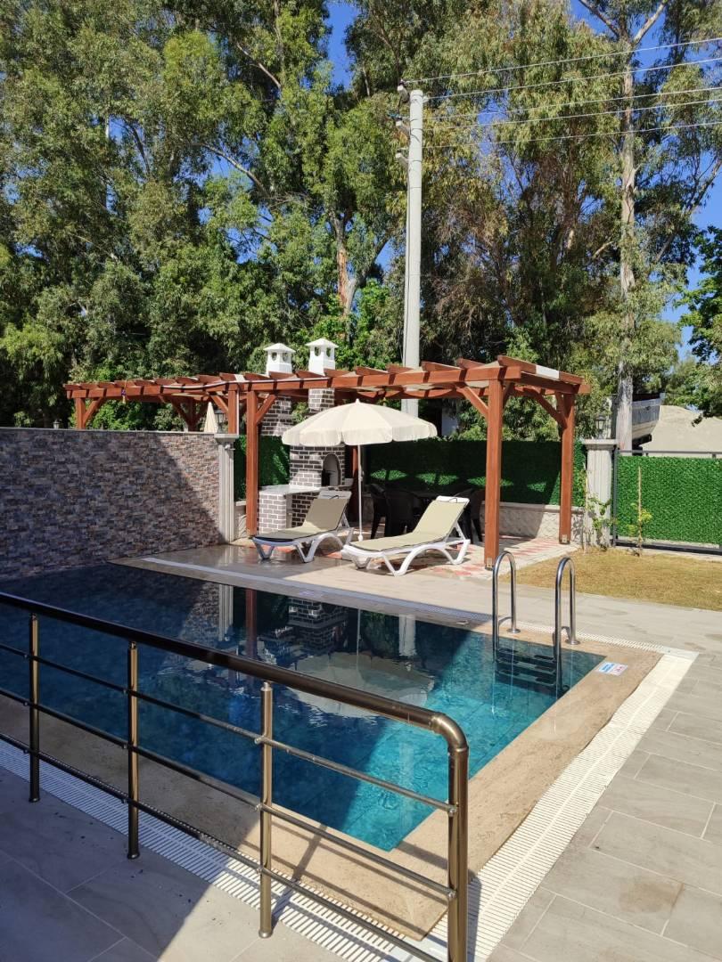 Muğla Ortaca'da Şehrin Gürültüsünden Uzak, Özel Havuzlu, 4+1 Villa-42043