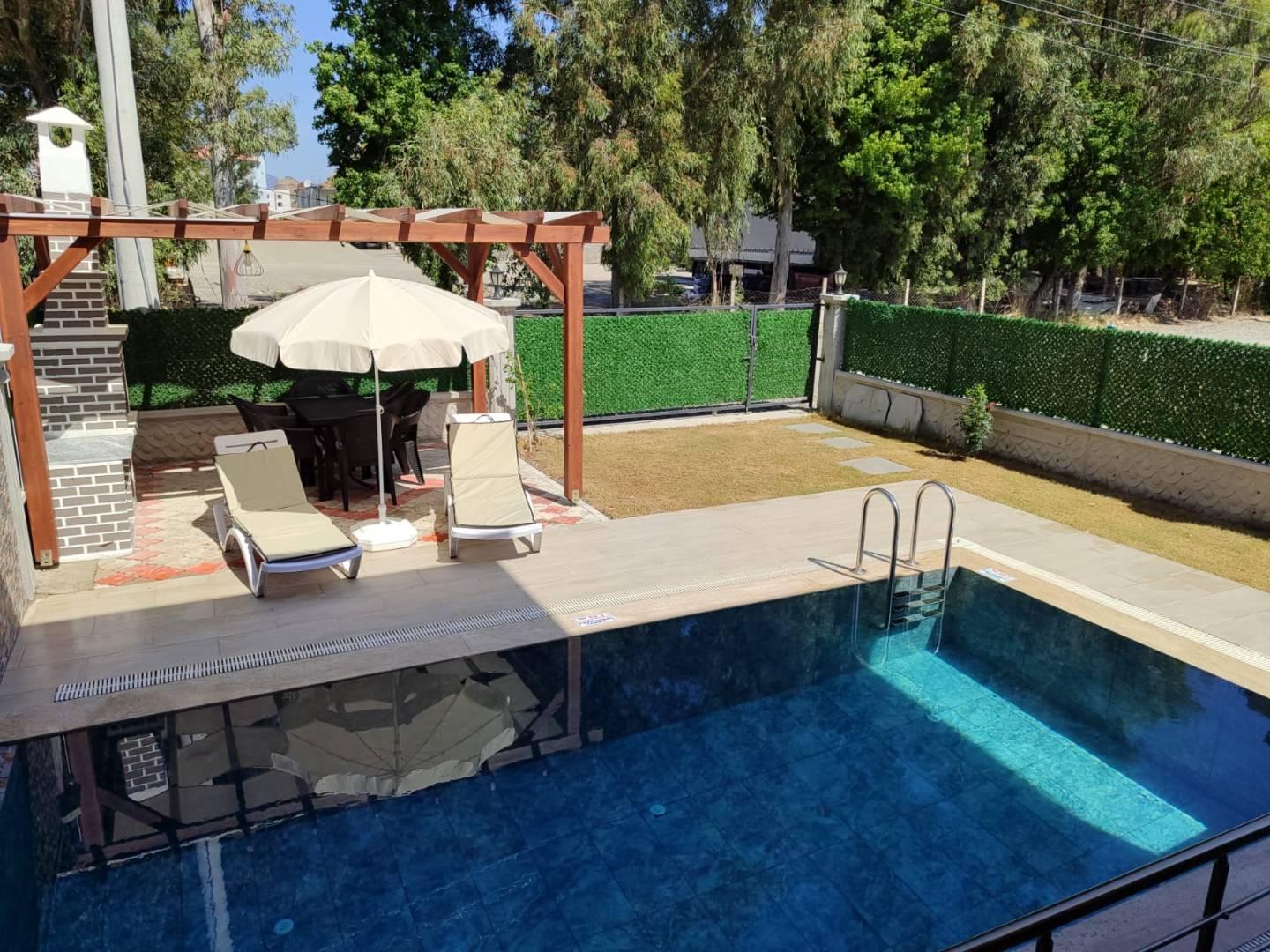 Muğla Ortaca'da Şehrin Gürültüsünden Uzak, Özel Havuzlu, 4+1 Villa-42043